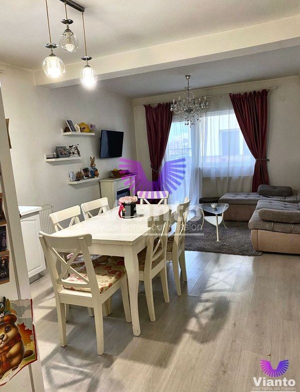 Apartament 3 camere si curte proprie | Parcare privata | Selimbar