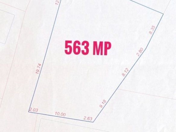 Teren intravilan com Bors, 563 mp, 32 ml front- Pret 36.000 euro neg