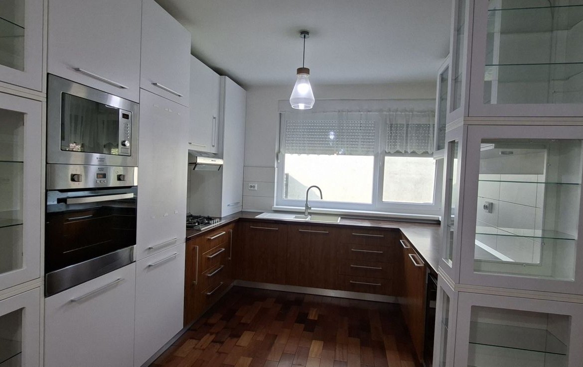 Casa P+E cu 4 camere – Aradului/British SCHOOL