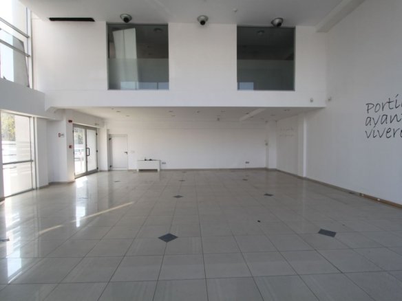 Showroom -150mp-zona de Nord