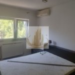 Apartament cu 3 camere, complet renovat și mobilat | Calea Șagului
