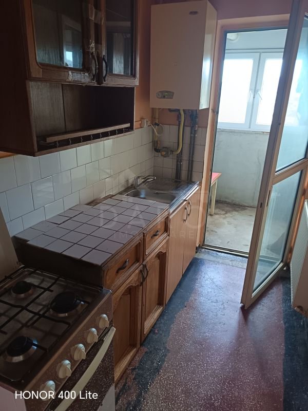 cde8d59348804fe9a327e8cbb87e60e9 oferim spre vanzare apartament cu o camera