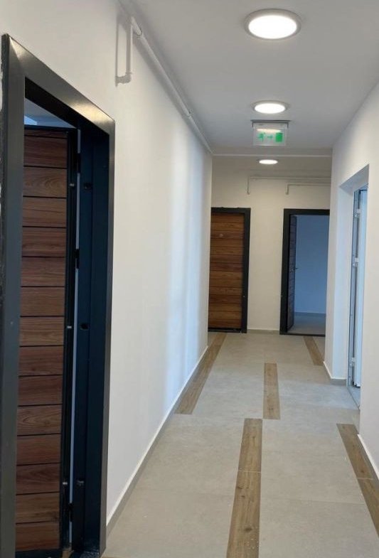 Vanzare apartament nou 2 camere Intabulat nou nelocuit  zona Tractorul