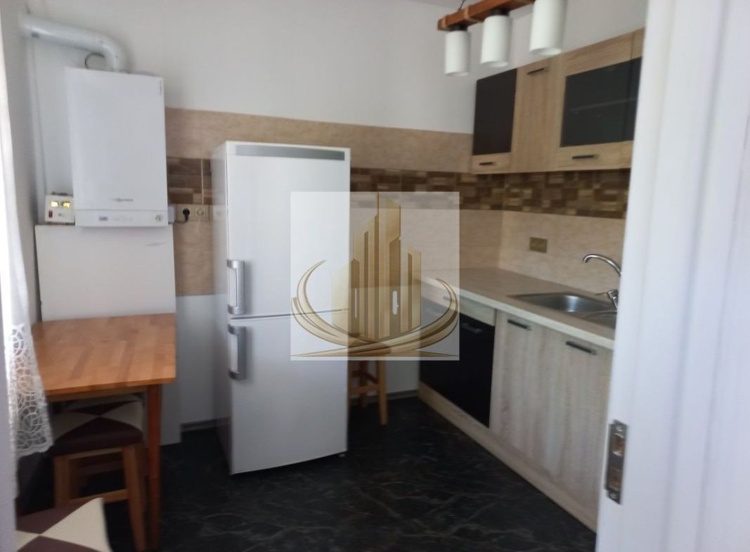 Apartament spațios la casă, curte & parcare – zona Mehala
