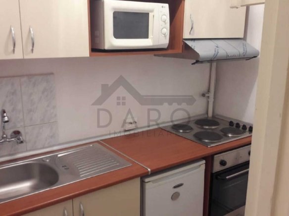 Apartament cu o cameră de vânzare în Aleea Carpați