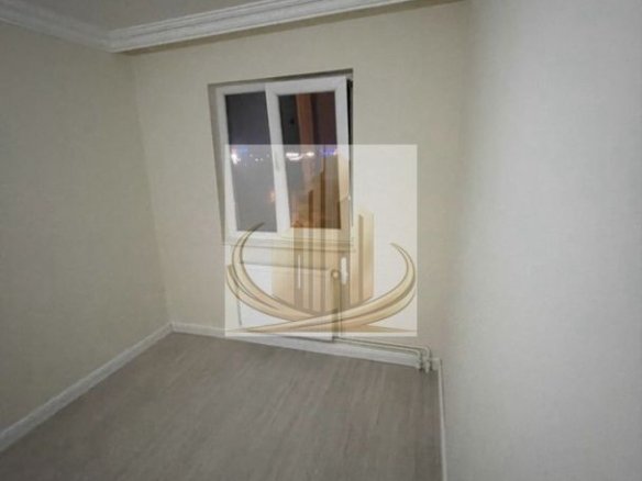 Apartament 2 camere cu balcon și centrală inclusă în preț
