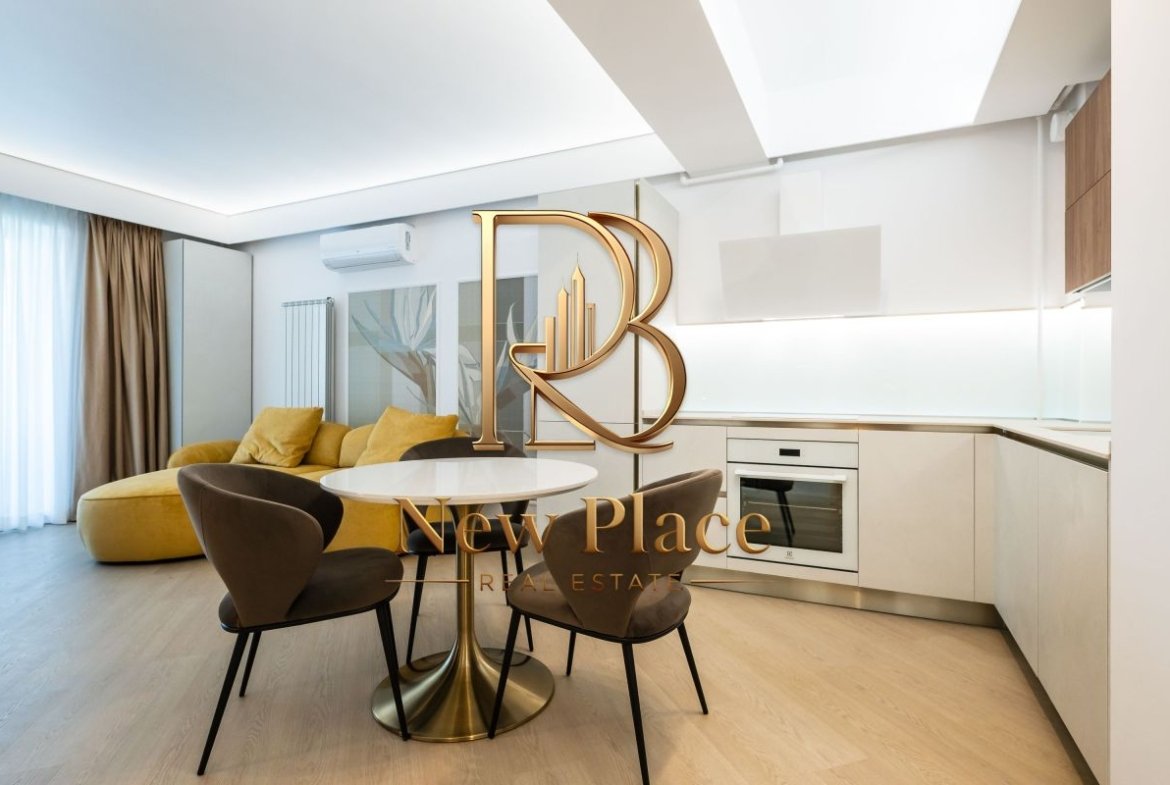 [VIDEO] CORTINA NORTH | Mobila Rovere | Parcare subterana | LUX