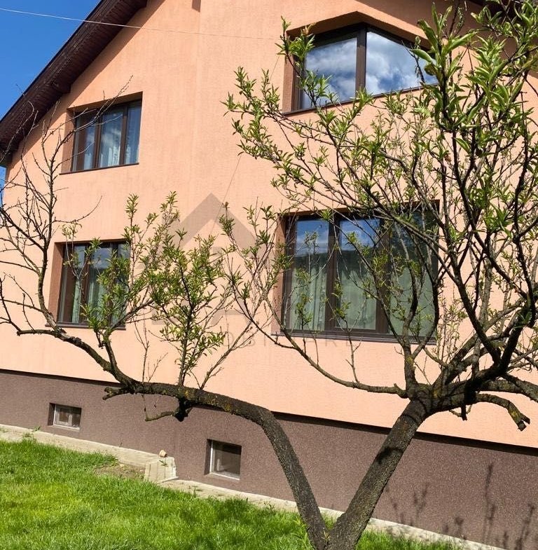 Casa in Voiniceni
