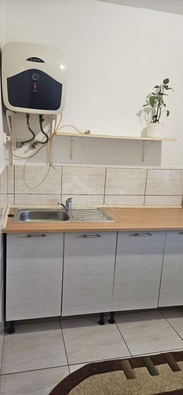 fb18f5e194fb415091e2f19f6ac578ed Apartamenr 1 camera 20mp ,aproape de spital si UMF