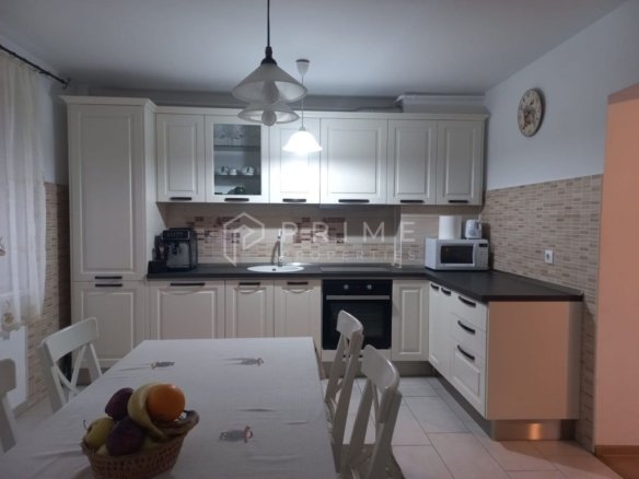 Apartament Modern cu 3 Camere și 2 Băi – Complet Utilat | Cornisa