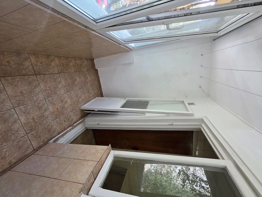 Vand apartament 2 Camere  Str. Pescărușului, Sector 2
