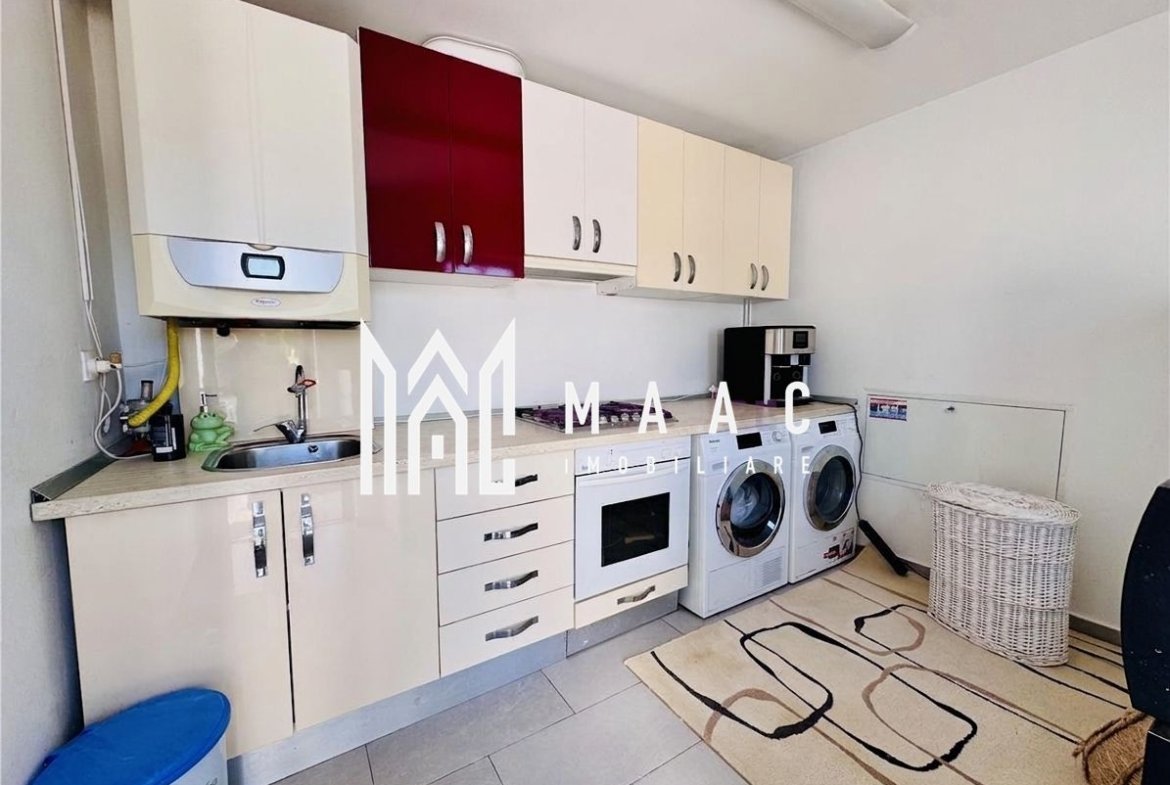 Casă de vânzare 6 camere | Șelimbăr | teren 695 mp | garaj