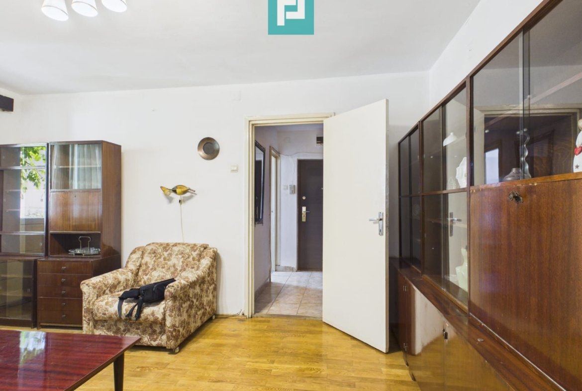 APARTAMENT 2 CAMERE LA PARTER, GRĂDIȘTE
