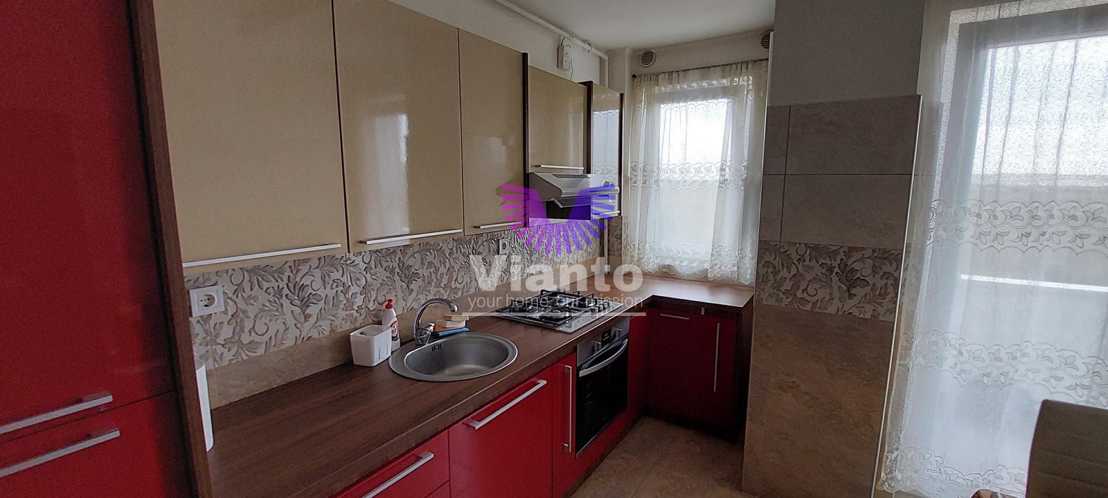 APARTAMENT DE INCHIRIAT 2 CAMERE/TURNISOR/400 E