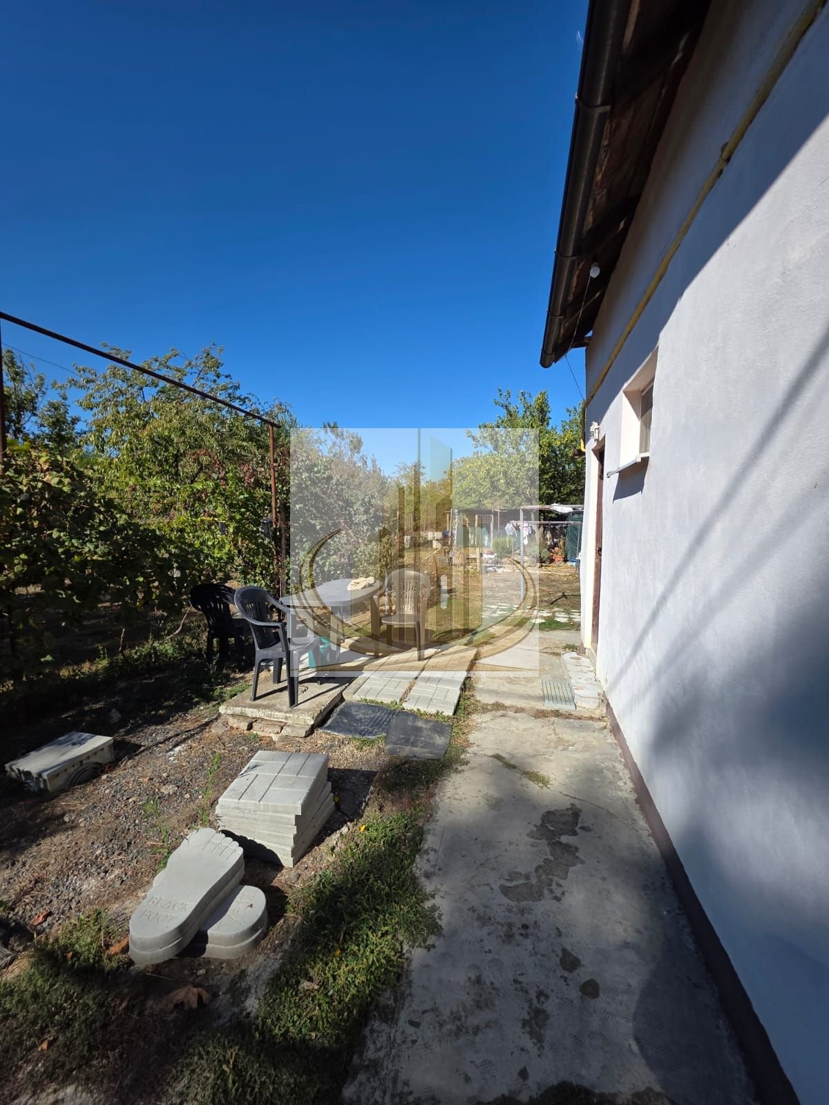 03475071f4b348e295360410dce65fea Casa de vânzare 4 camere 409mp Ronat