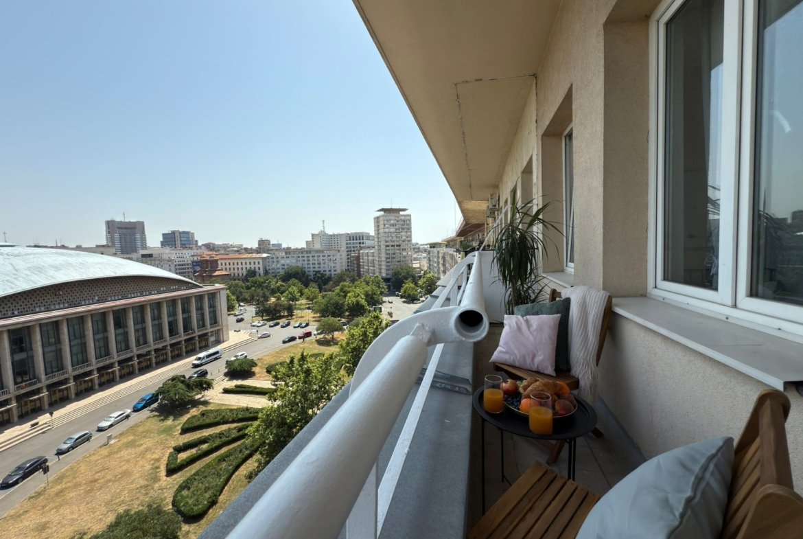 Sala Palatului apartament 3 camere prima inchiriere