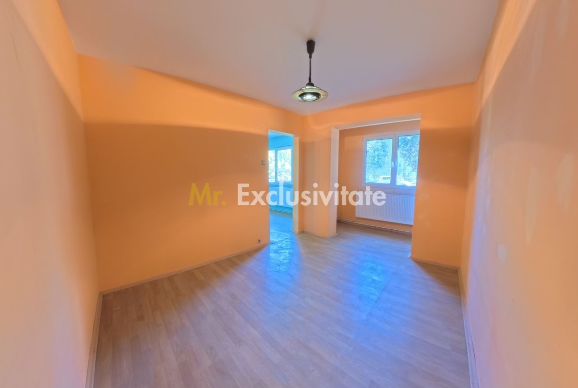 DE VANZARE APARTAMENT 2 CAMERE
