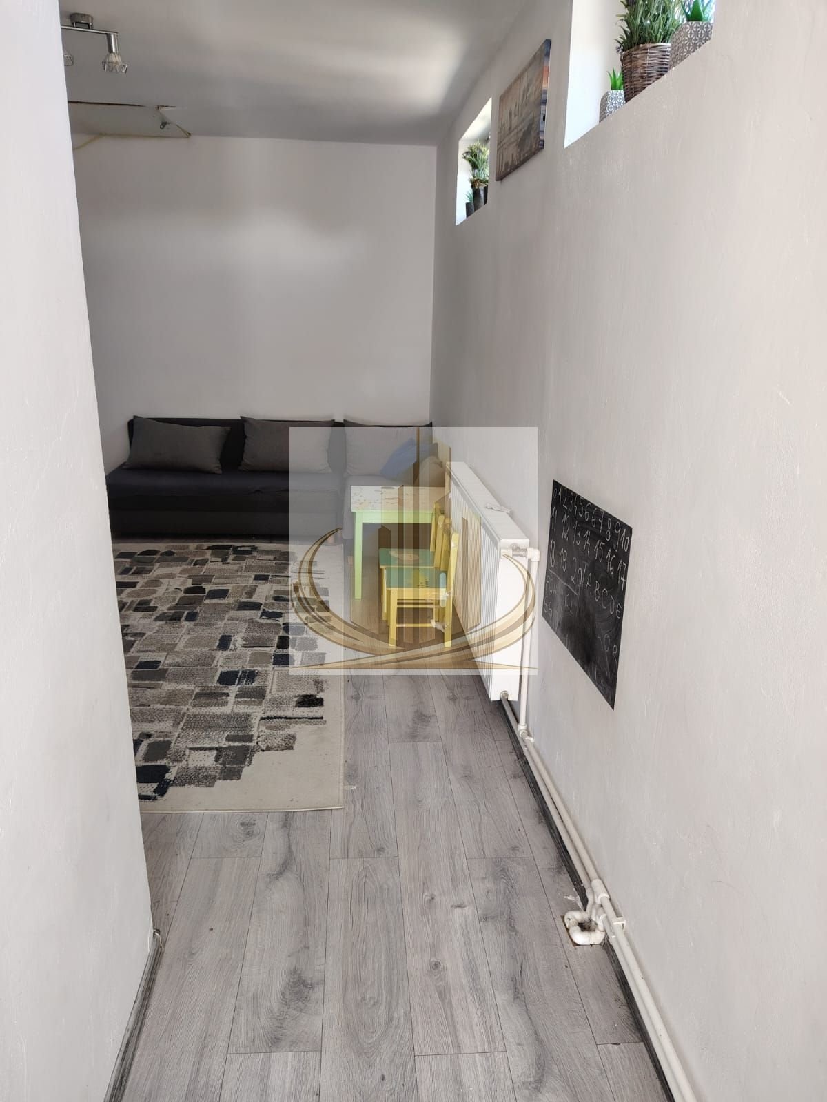 Casă  Plopi, 3 camere, 68 mp utili, teren 105 mp, mobilată și utilată