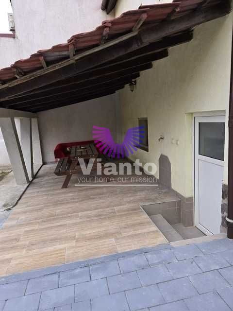 Casa 7 Camere, 3 Bai, cu Teren -500mp – Lazaret