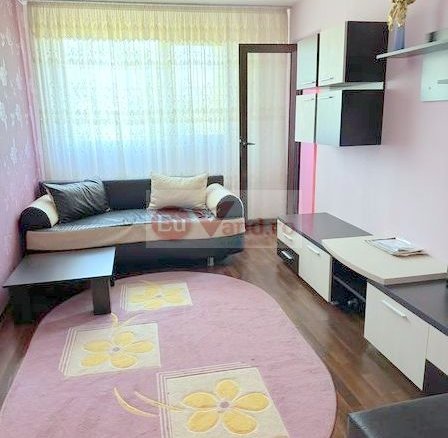 De vanzare apartament cu 3 camere, micro 38, et. 3, 63.000 euro