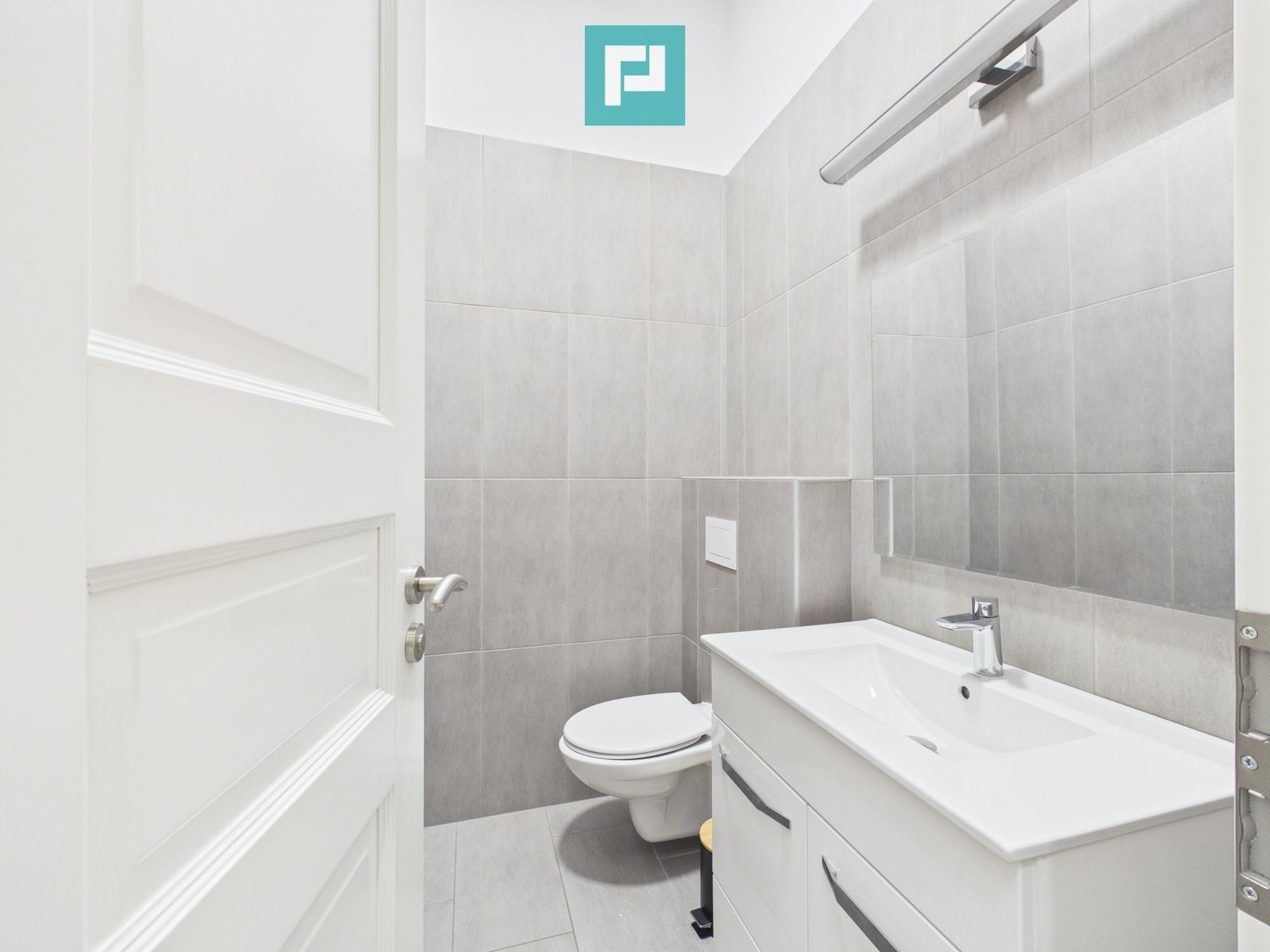 08d0ef486f4d41939273f4a27b6ae279 Spațiu de birouri | 3 camere | 107 mp | Central