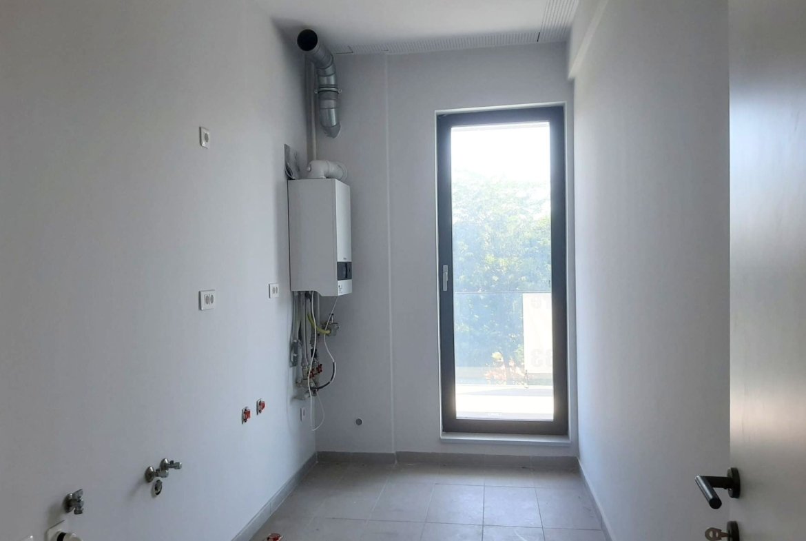 Apartament 3 Camere bucatarie inchisa si Terasă 12 MP cu Vedere Liberă