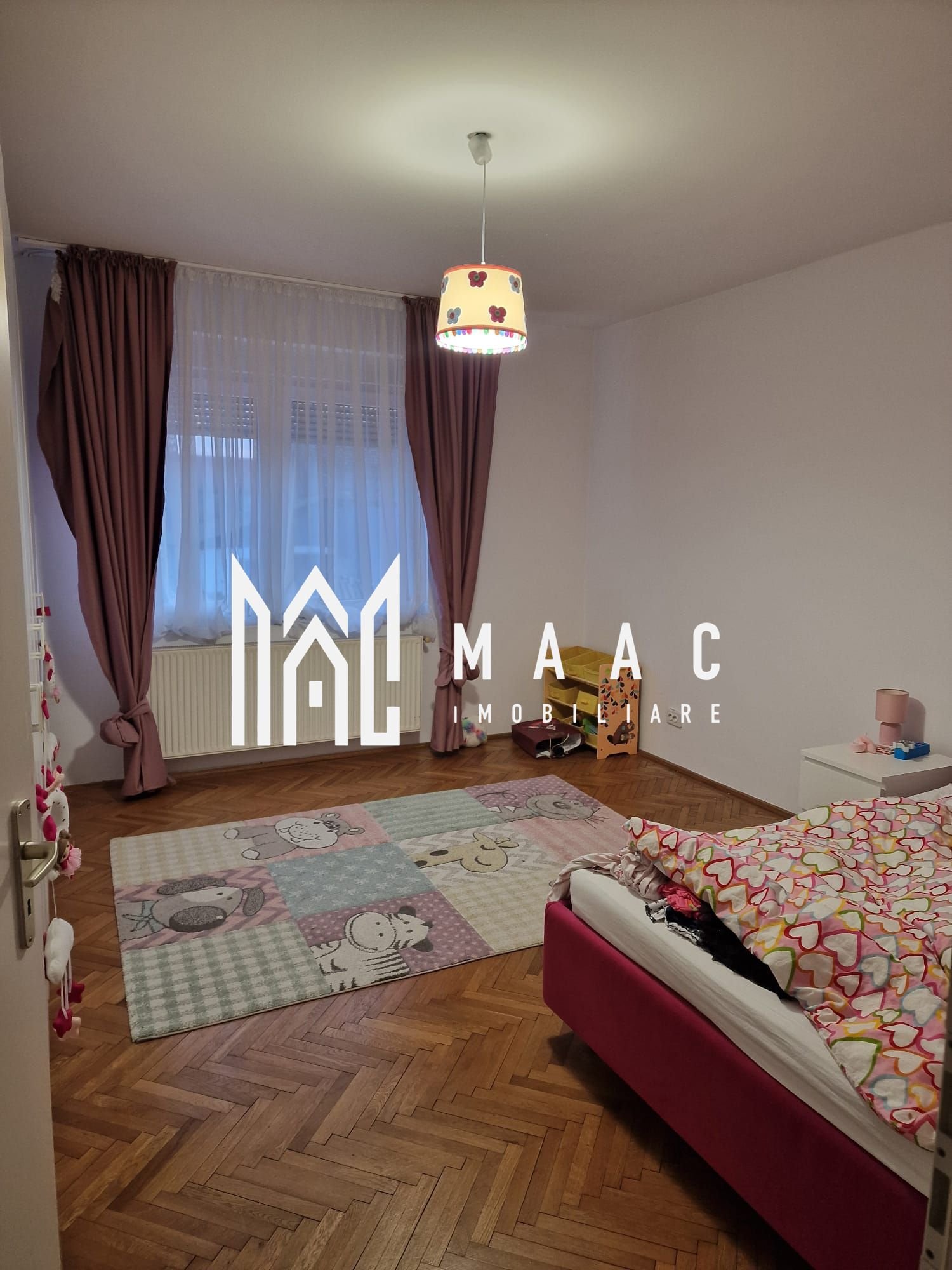 Casă 6 camere de vânzare | Șura Mică | 190 mp