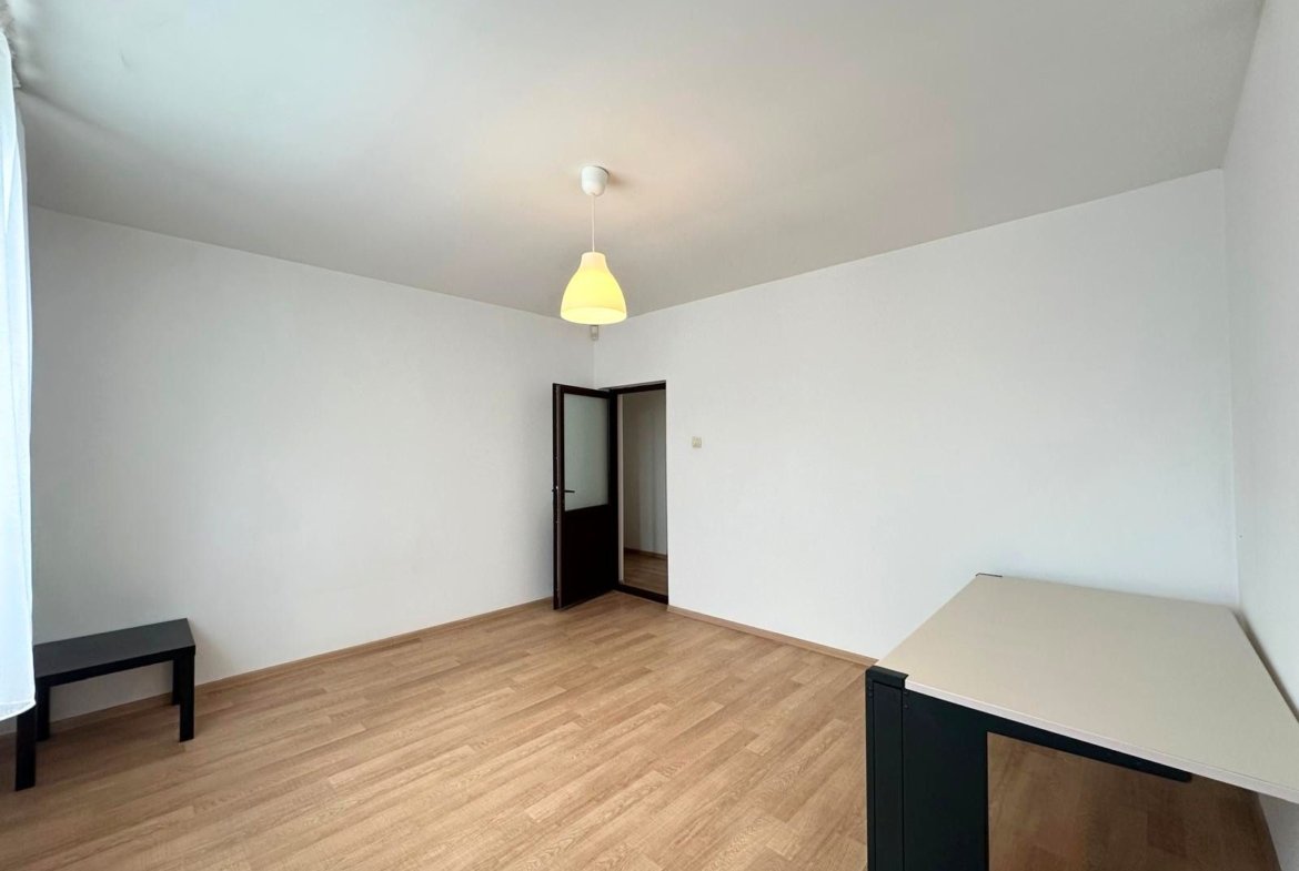 Inchiriere casă complet renovată cu 4 camere  Băneasa, Sector 1