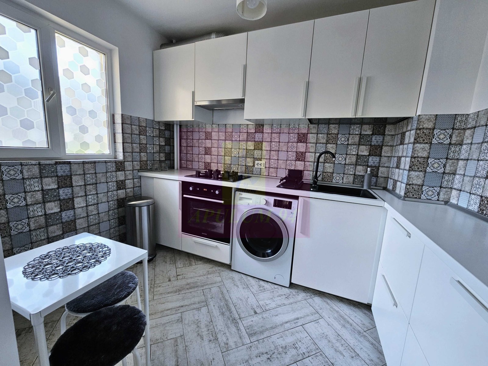 0cd8213cff724b3a82ae45a94a3916cb Apt 3 camTineretului, Renovat, mobilat