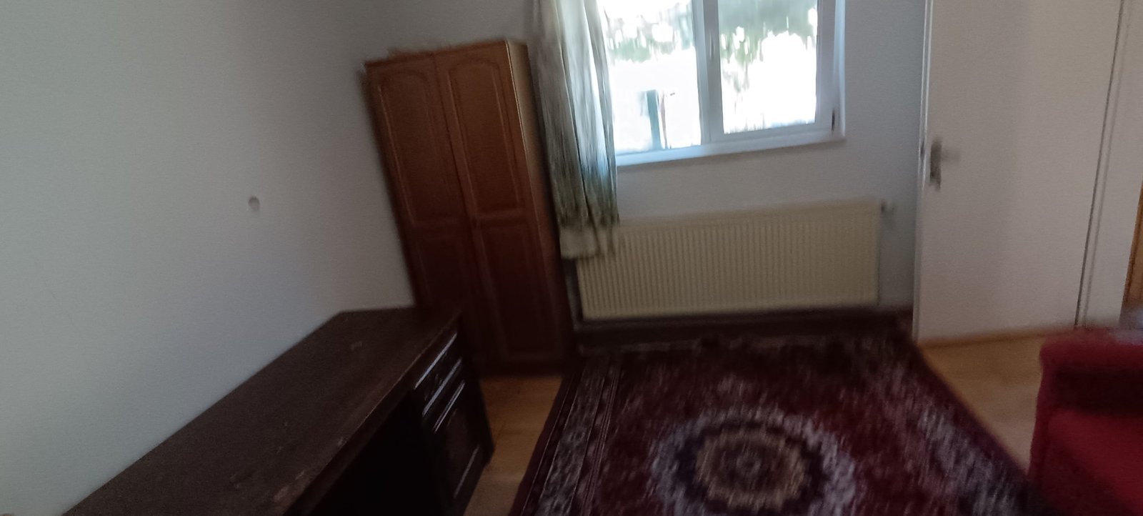 0d9c7434a7c242b1a179e7cdb9706363 Apartament de închiriat la curte comună chiar în Complexul Studențesc