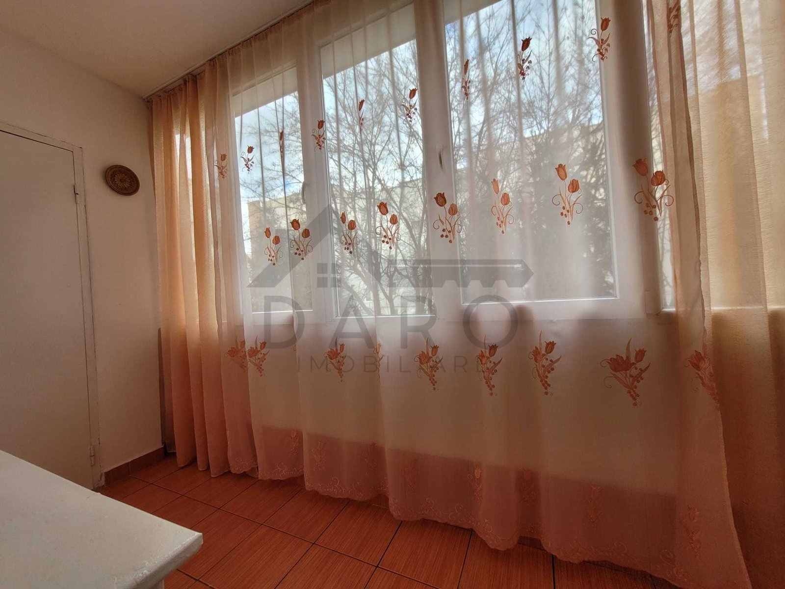 0f359378432c44c49b173c595c1c6e29 Vand apartament cu 2 camere, etaj 1 pe Bulevardul Pandurilor