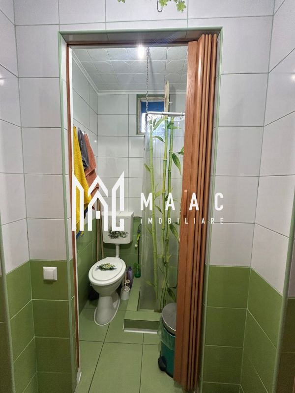 0f90e575d218460d91acb6db28247143 Garsonieră de vânzare | Sibiu, Vasile Aaron | baie cu geam