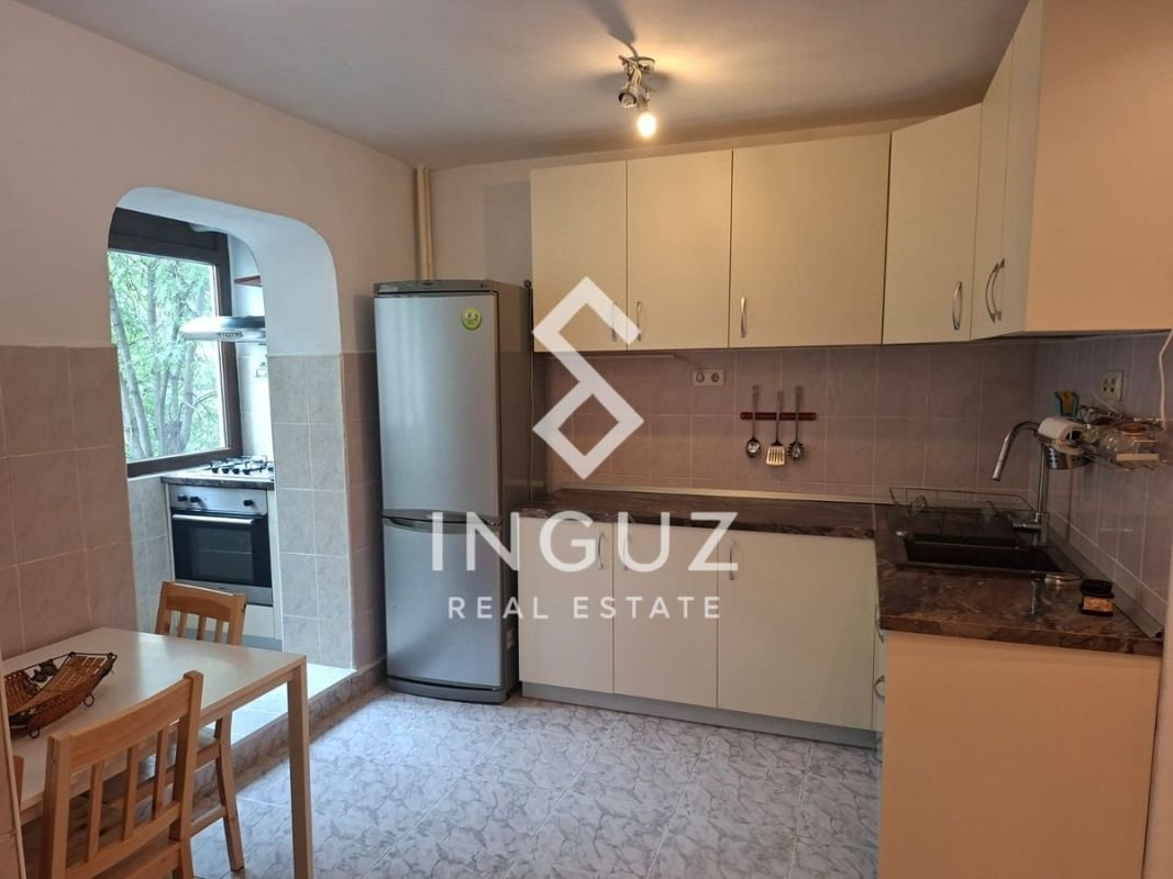 10a75f4e45924f1a9ad0fadec71f599f De închiriat | Apartament 3 camere | Doamna Ghica – Tei | București