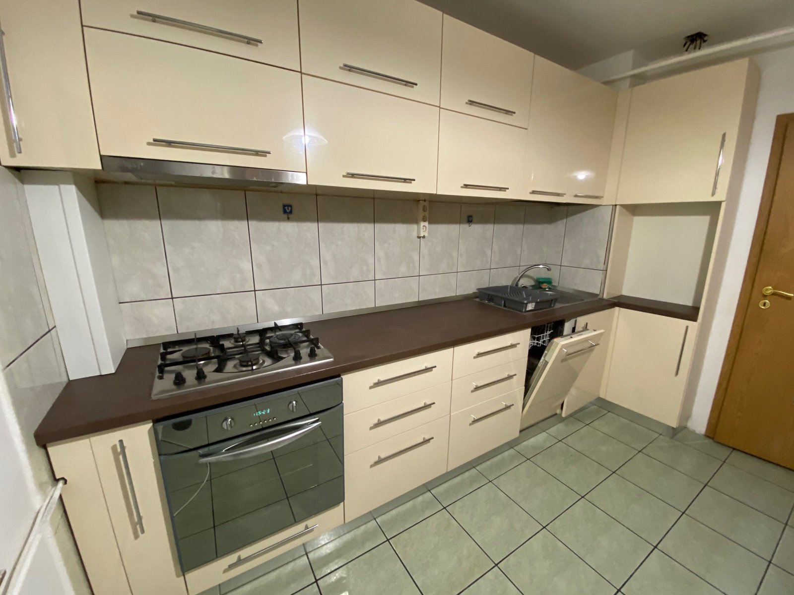 Apartament cu 2 camere zona City Mall