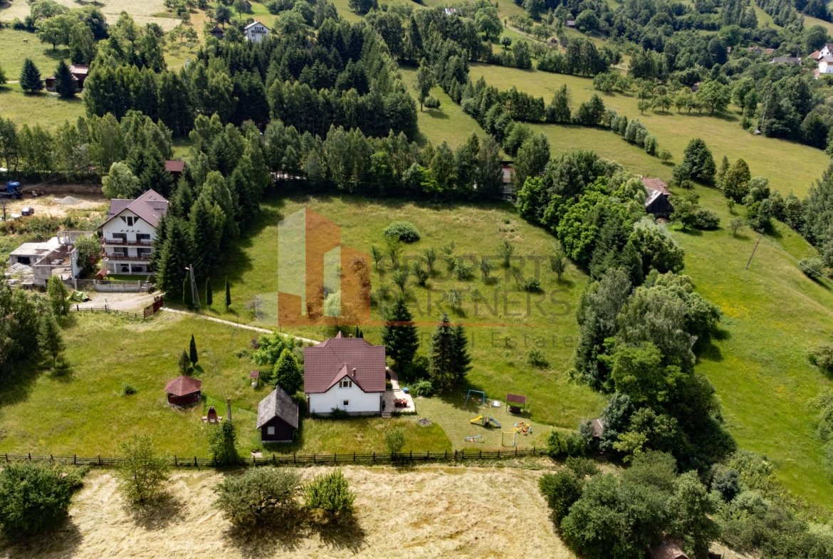 Teren intravilan Bran 2.772 mp | Vedere Piatra Craiului | Potrivit pentru cabane