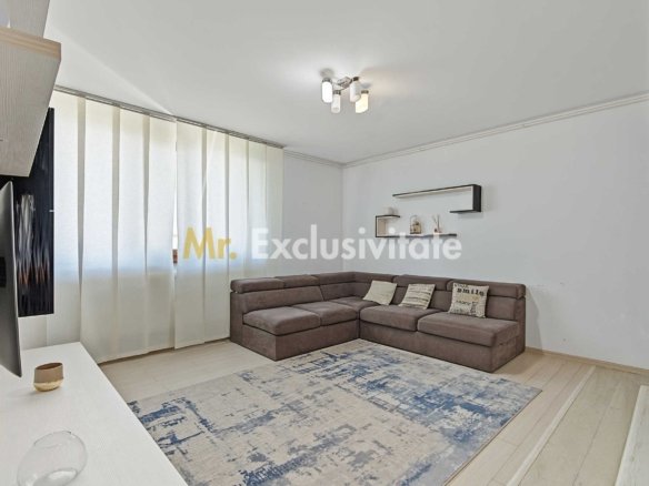 Centru, Teilor | 3 camere decomandat | 2 băi