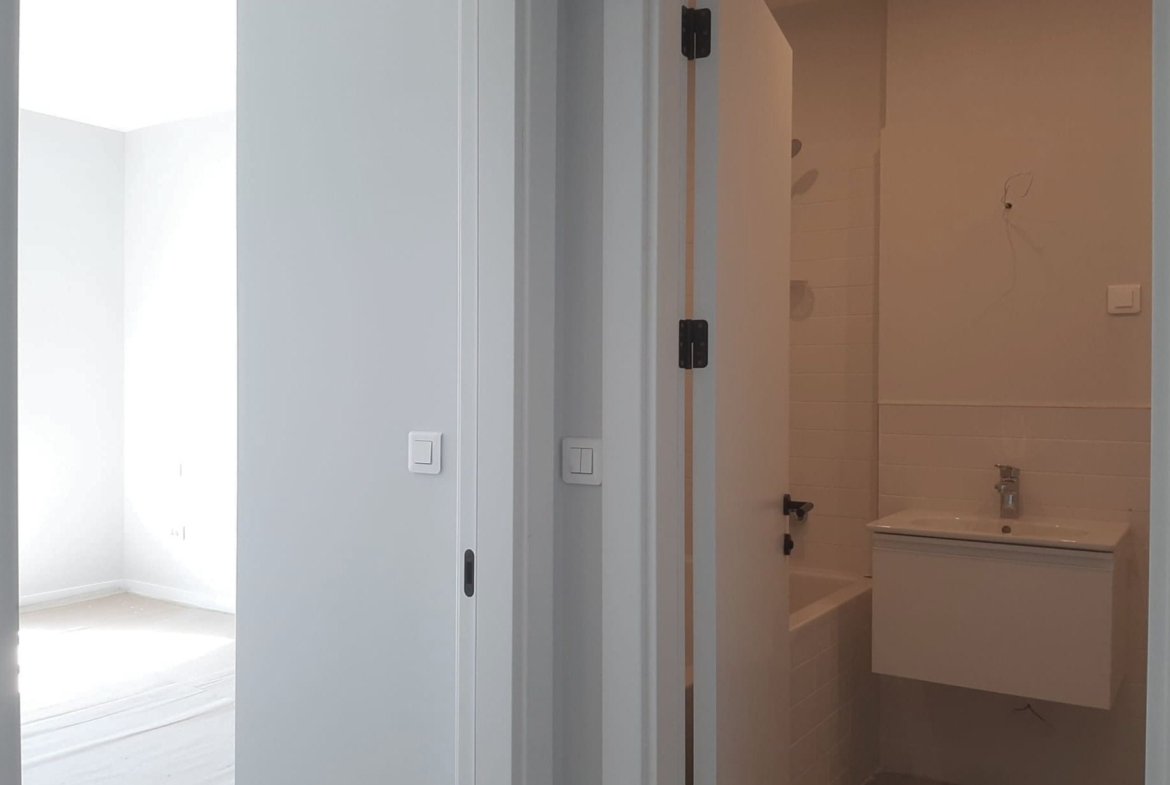 Vanzare Apartament modern cu 2 camere etaj 3 langa Petrom City