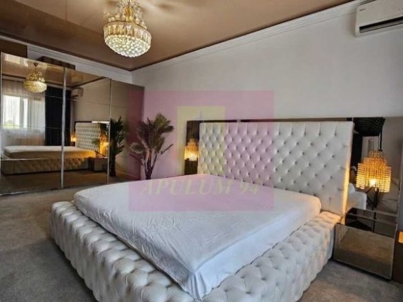 Apatamanet de lux 2 camere de vânzare