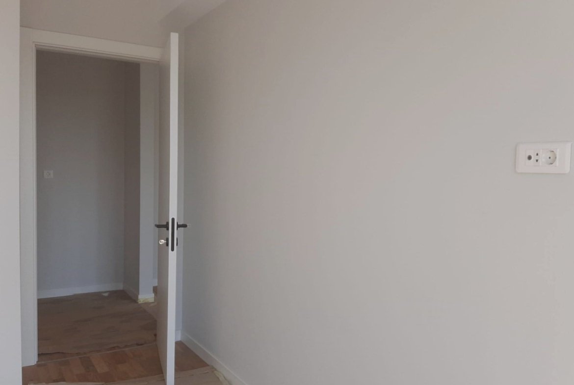 Vanzare Apartament modern cu 2 camere etaj 3 langa Petrom City