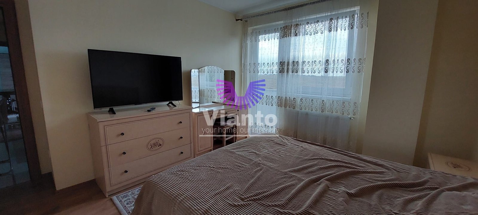 APARTAMENT DE INCHIRIAT 2 CAMERE/TURNISOR/400 E