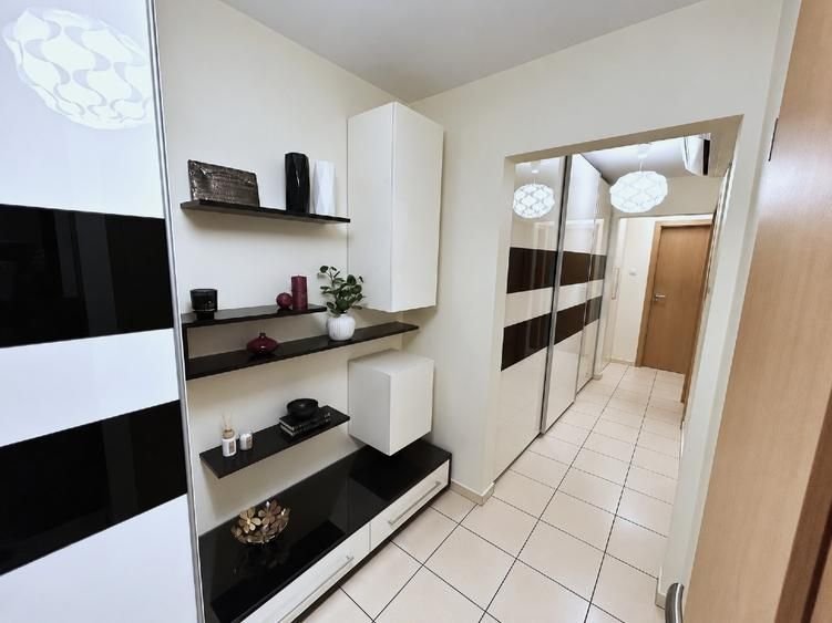 Apartament 3 camere, etajul 1 zona Bucovina-Torontalului