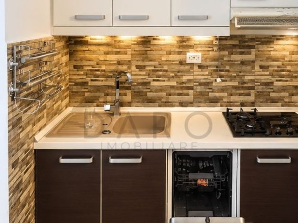 vand apartament 3 camere , Targu Mures Unirii