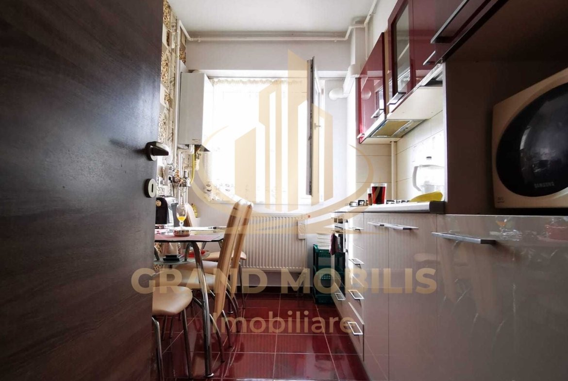 Apartament 2 camere, decomandat, Vista Residence