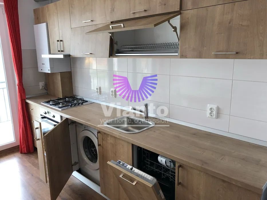 Apartament 2 camere de inchiriat+loc parcare zona Mall Gara