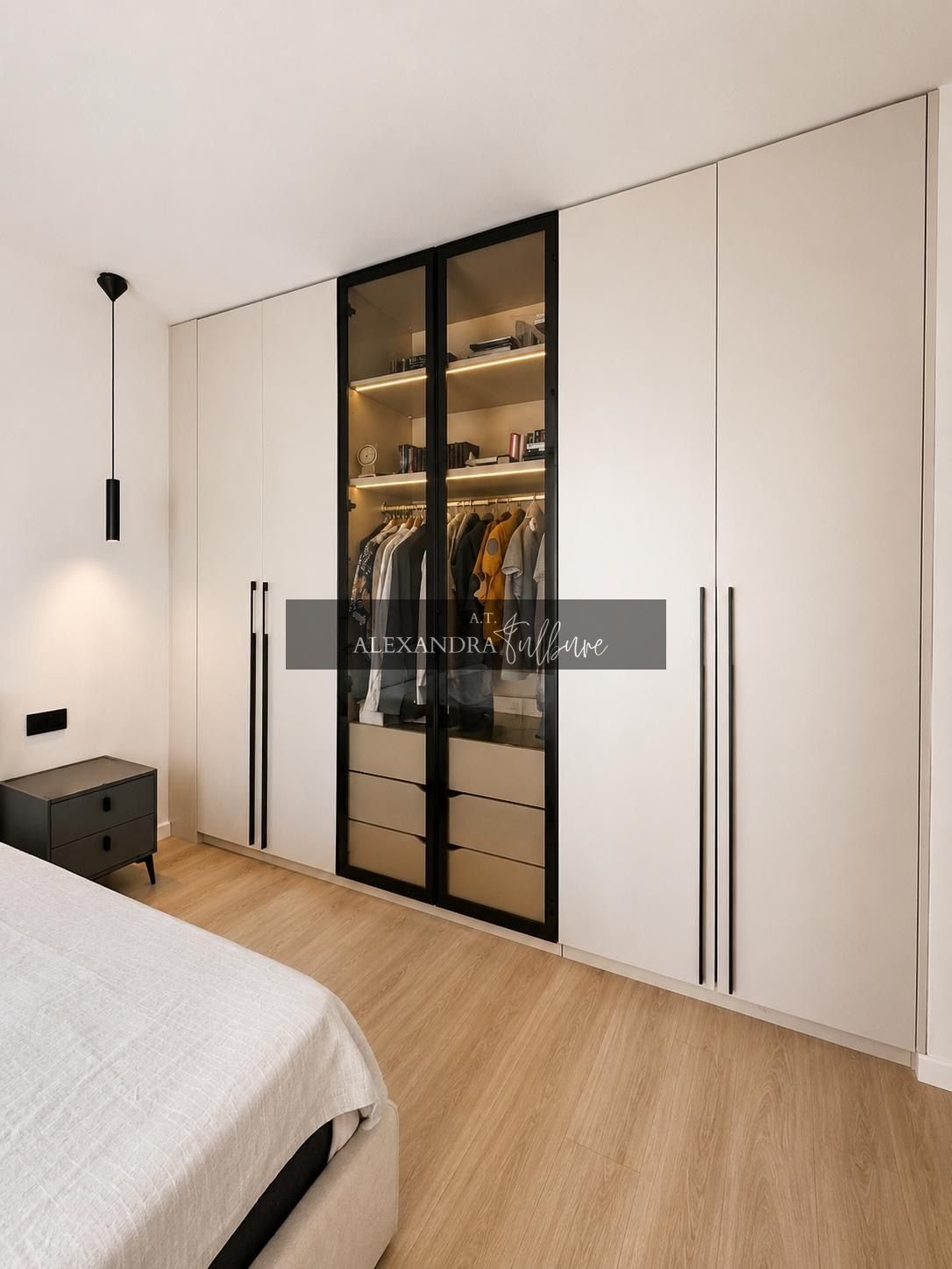 Apartament 3 camere, 2 bai, 75 mp, terasa 82 mp, garaj