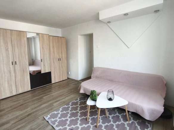 Apartament cu 2 camere, etaj 3 chiar în Complexul Studențesc