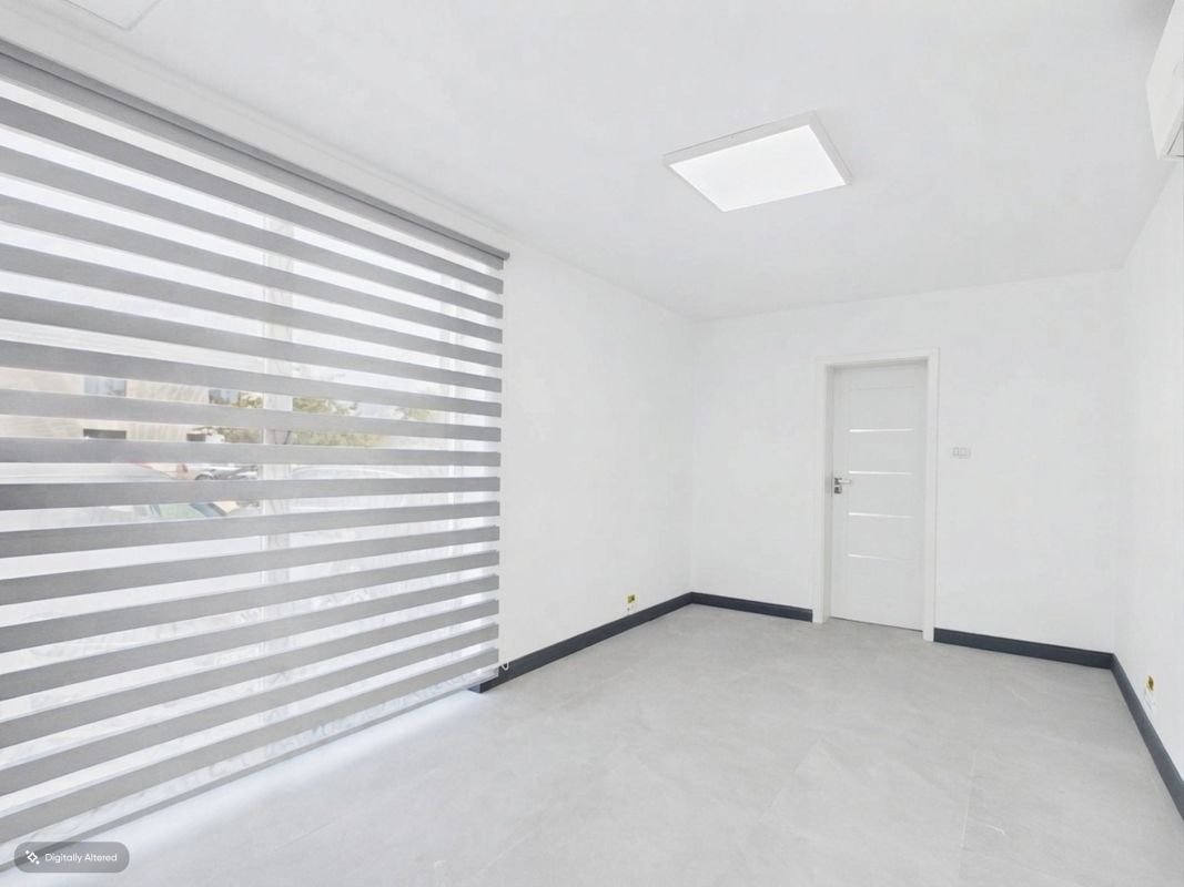 1dcb699862084493905d50c9fa447562 Birou 32 mp Oradea, parcare, acces centură