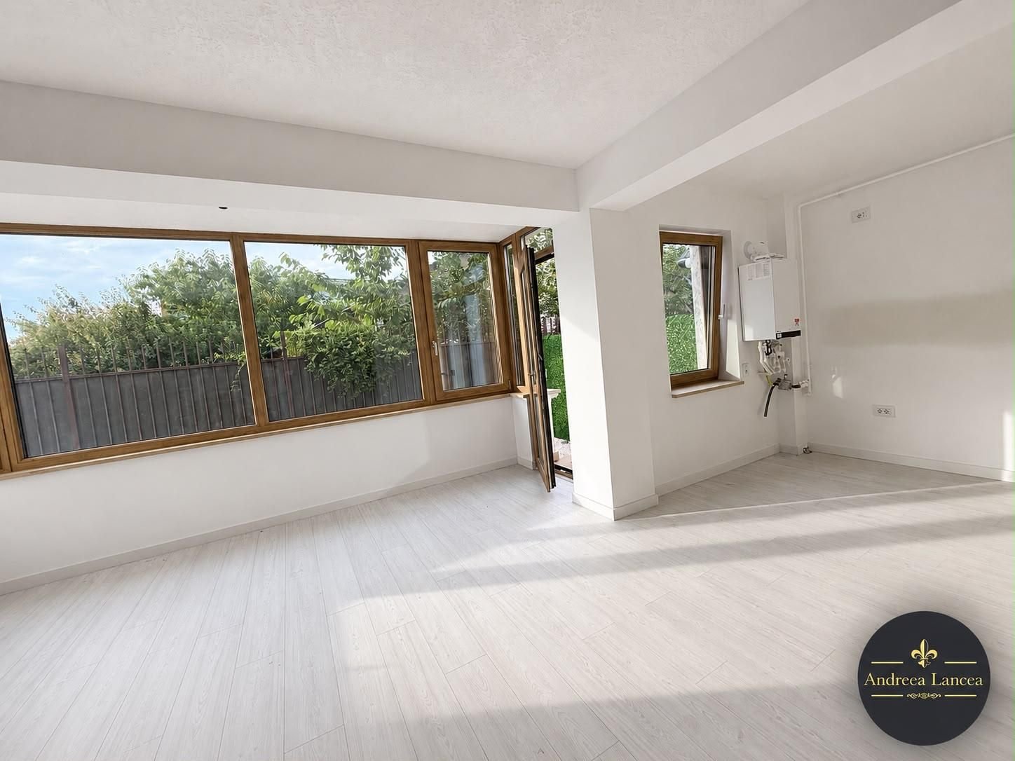 1e4e8ba7a730474986e2959e6a12669f Titan- Bloc boutigue- apartament 3 camere cu curte