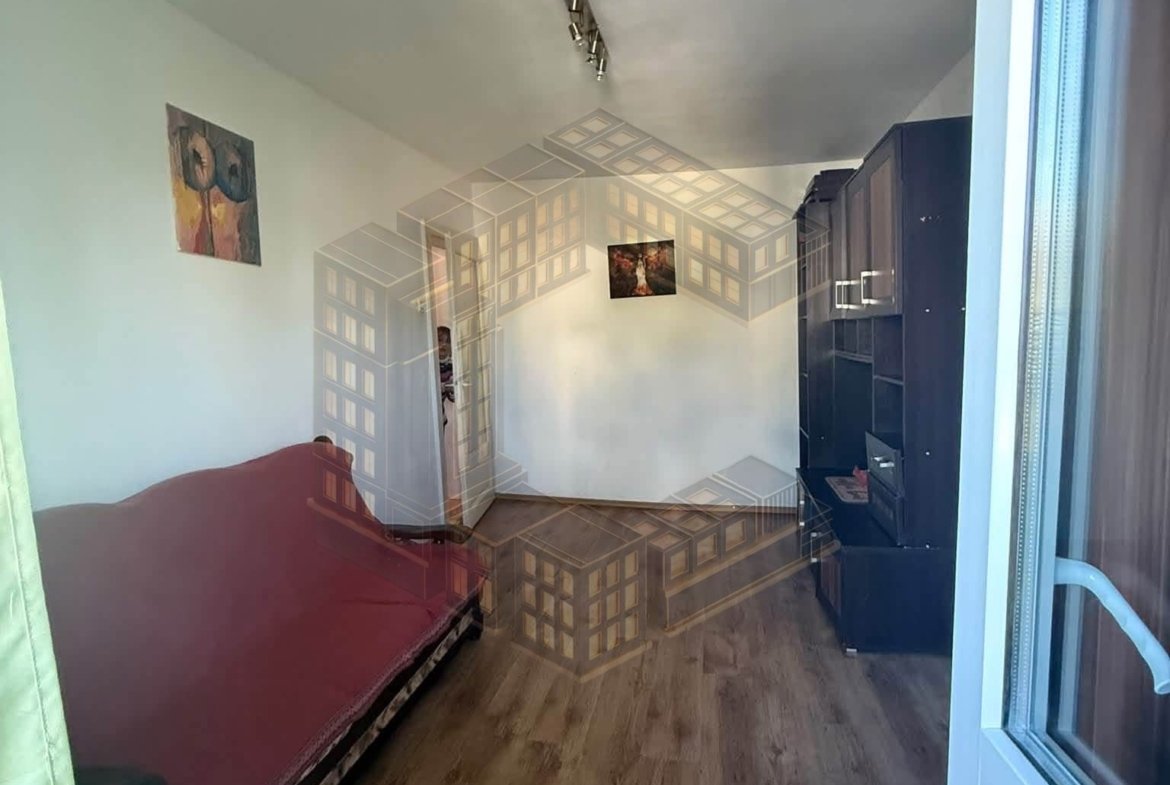 Apartament cu 2 camere, semidecomandat,etajul 2, zona Sagului