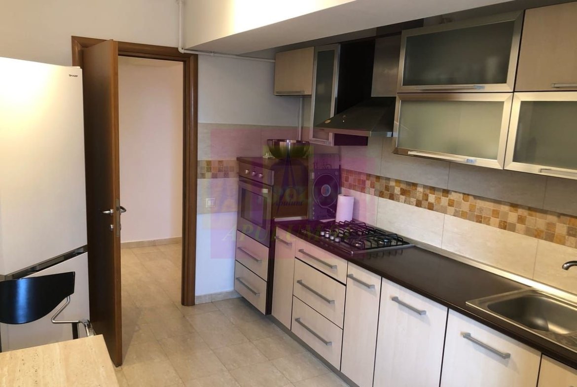 3 camere | 99 mp | Parcare inclusă | Piața Alba Iulia – Popa Nan